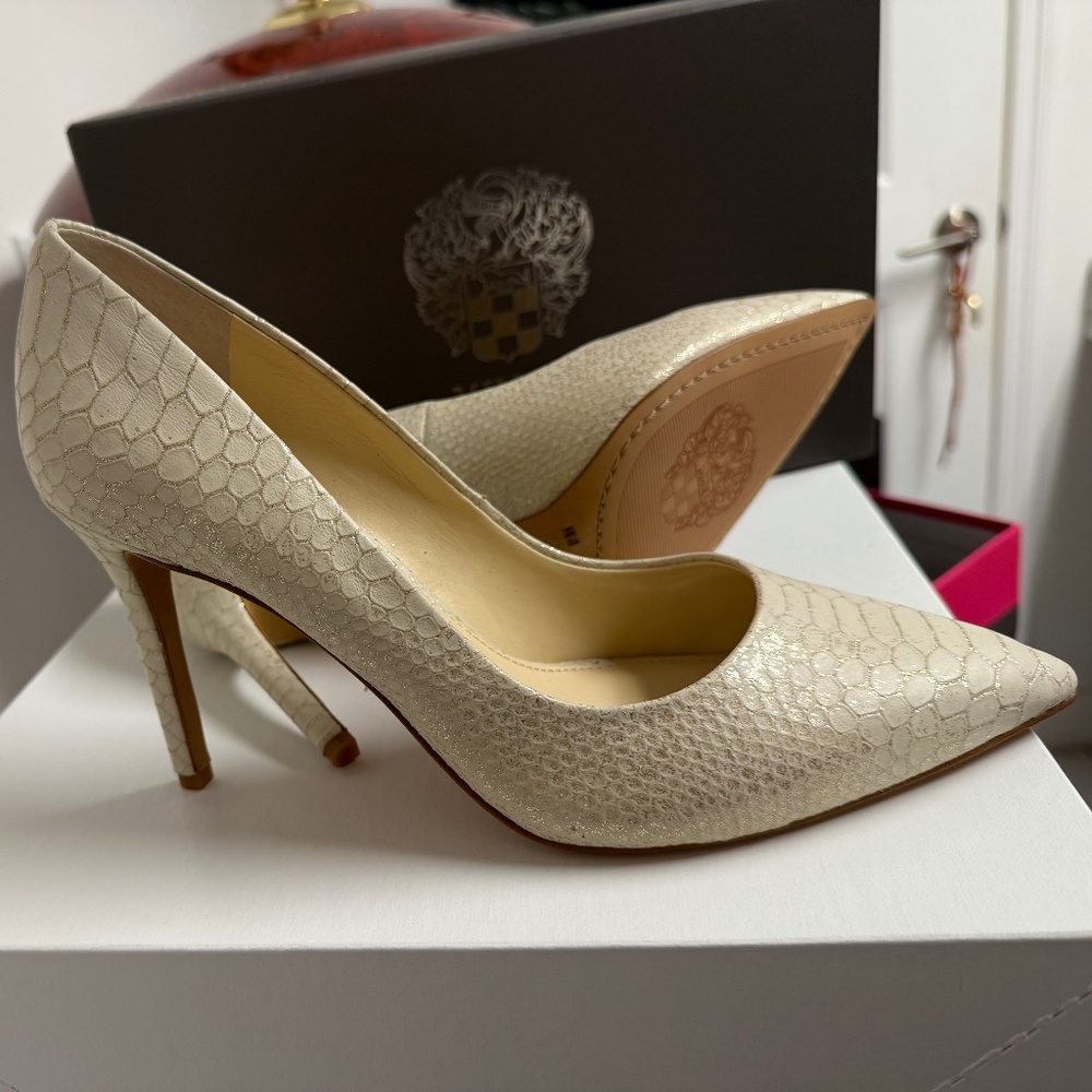 Cream Pointed-Toe High Heel Pumps - Classic Women's Dress Shoe